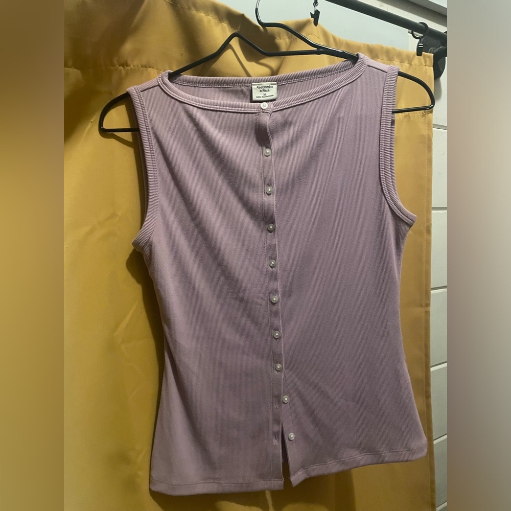 Abercrombie & Fitch Lavender Button-Up Tank Top